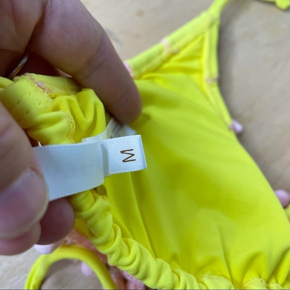 PILYQ Yellow Pom Pom Triangle Bikini Top Womens M - Picture 7 of 8
